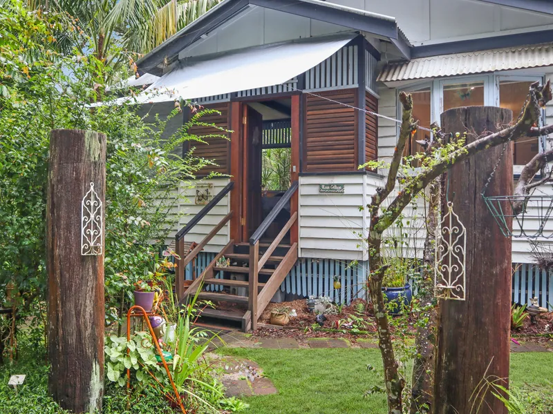 Huge Block, Recently Renovated & Full of Character!