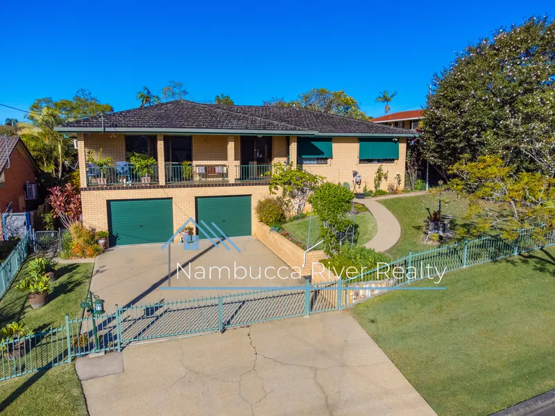 Large family home, great location..