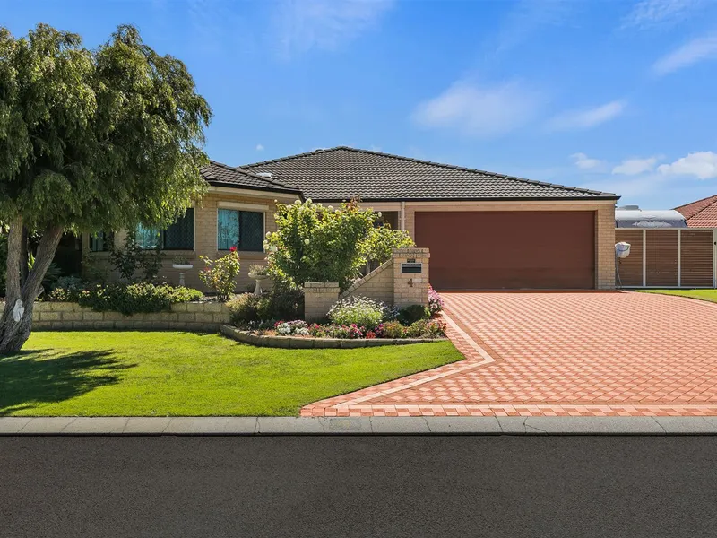 Beachside Home with Gated Side Access for Caravan!