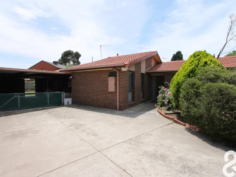 PERFECTLY LOCATED FAMILY HOME