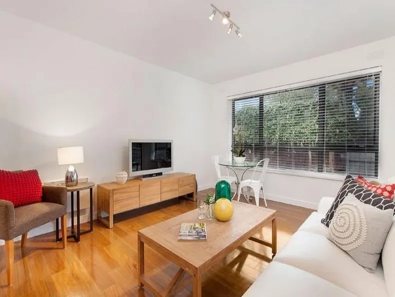 A bright and modern charming apartment