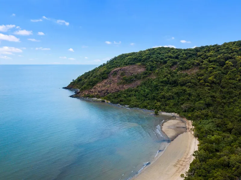 Beachfront Escape, Tropical Paradise!!