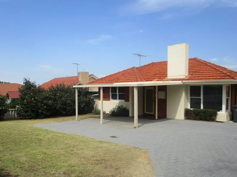 LOW MAINTENANCE 3x1x2 HOME OFFERS GREAT VALUE