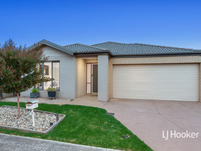 Quintessential Family Living in Prime Southside Location