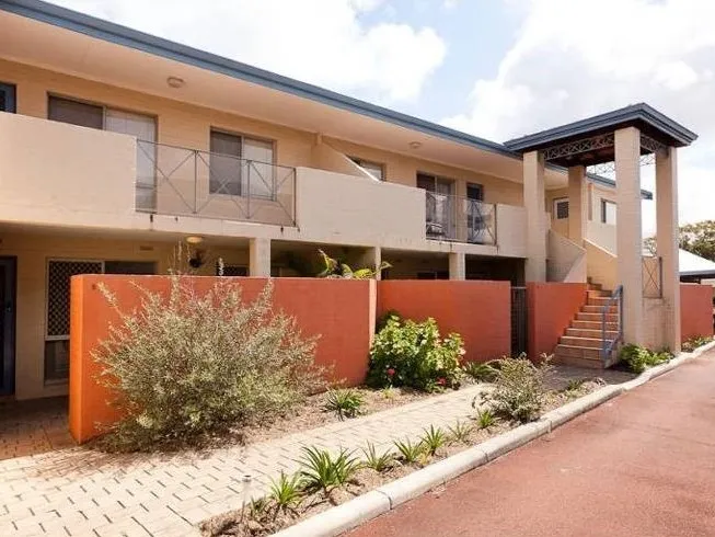 Great Furnished Apartment in South Perth!