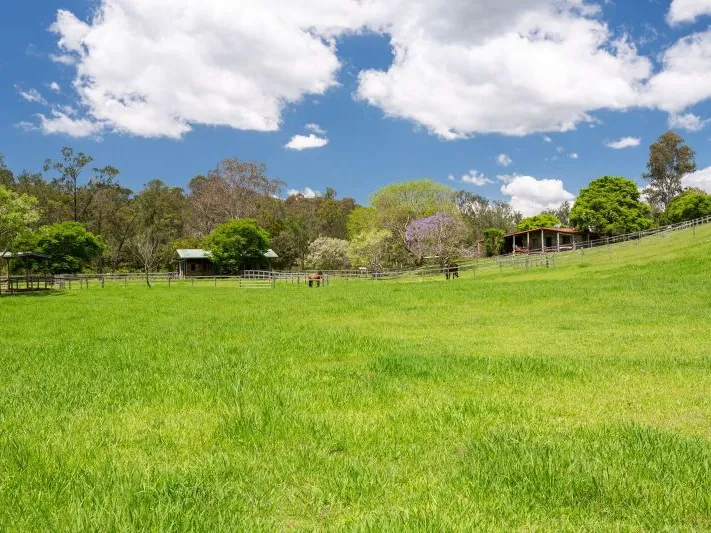 GOLD COAST 54 acres outstanding Equestrian property