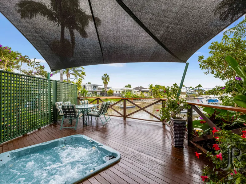 Generous waterfront living in the heart of Broadbeach Waters - 3 month lease & furnished