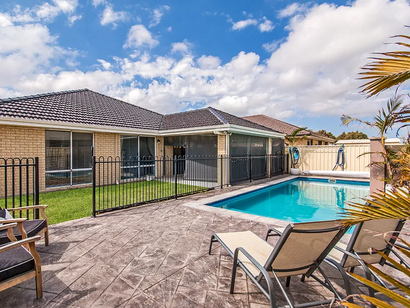 Contemporary family living in the heart of Secret Harbour