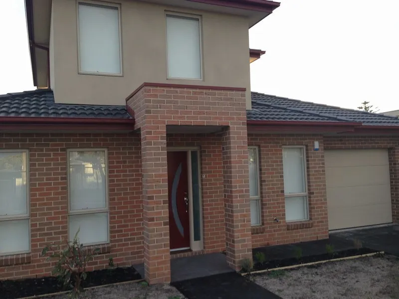 TOWNHOUSE WITH CENTRAL LOCATION