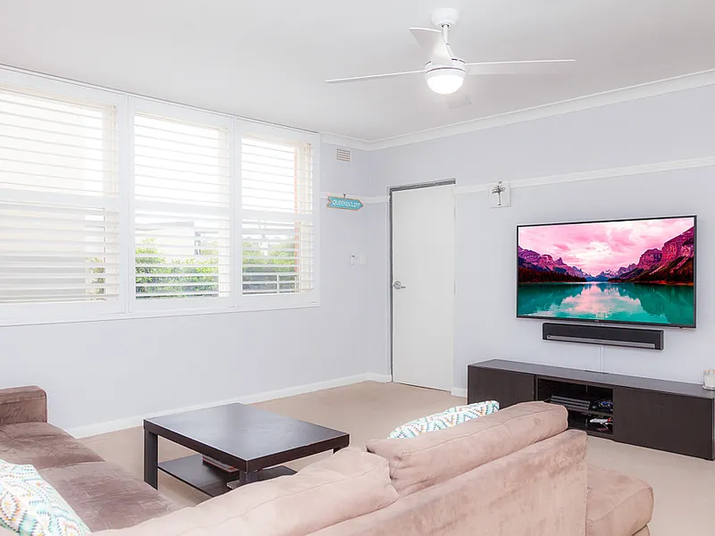 Fully Furnished - 6 Month Lease 