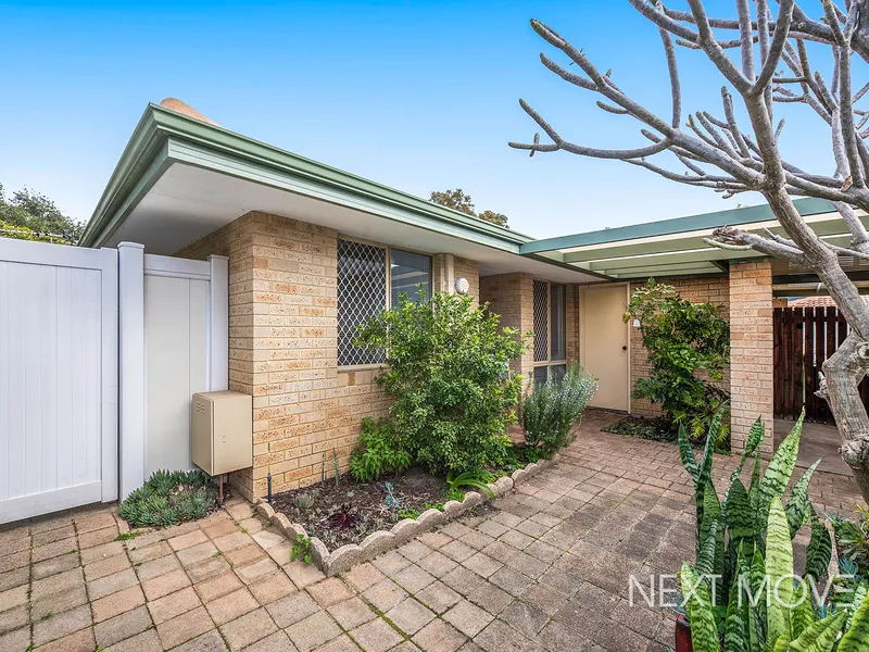 LUXURIOUSLY RENOVATED, EXCITINGLY CENTRAL