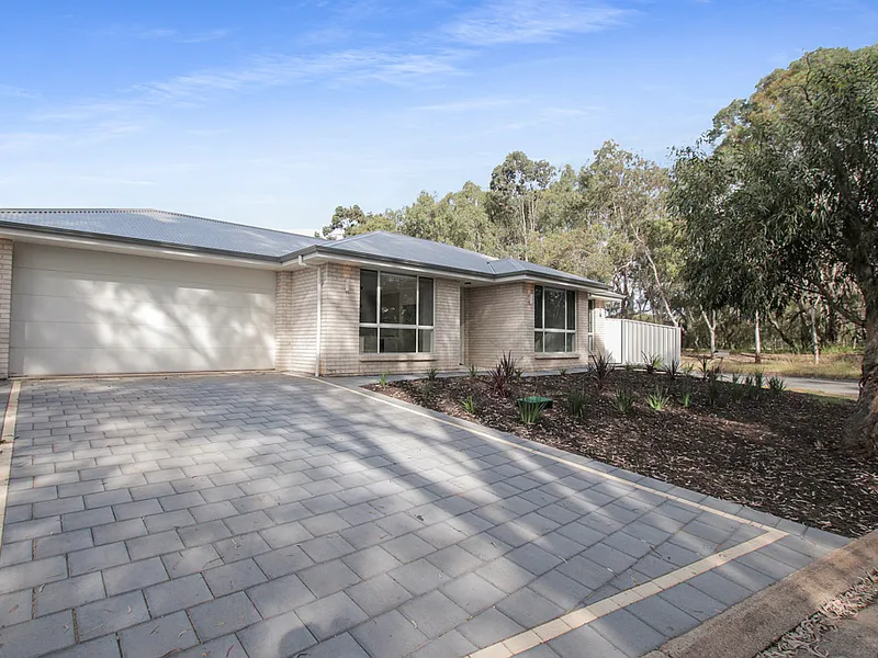 Brand New , Stunning Modern Home (Pets Negotiable)