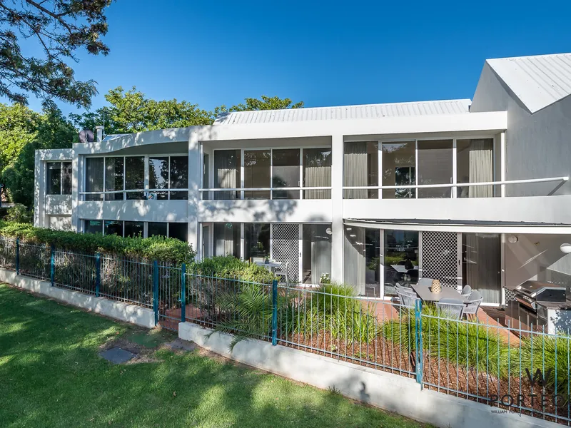 RIVER AND PARKSIDE LIFESTYLE