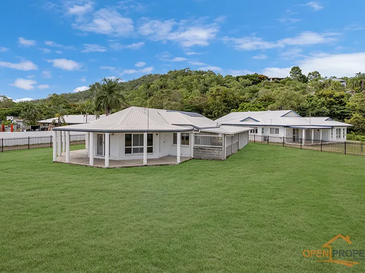 Prime Location - 1590sqm