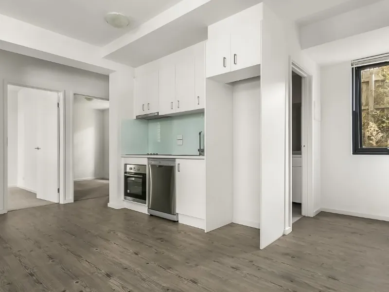 Well Positioned Apartment In Box Hill South