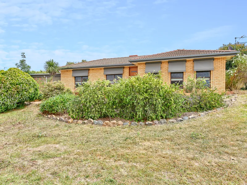 Ideally positioned family home