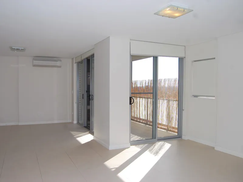 Modern 2 Bedroom Unit