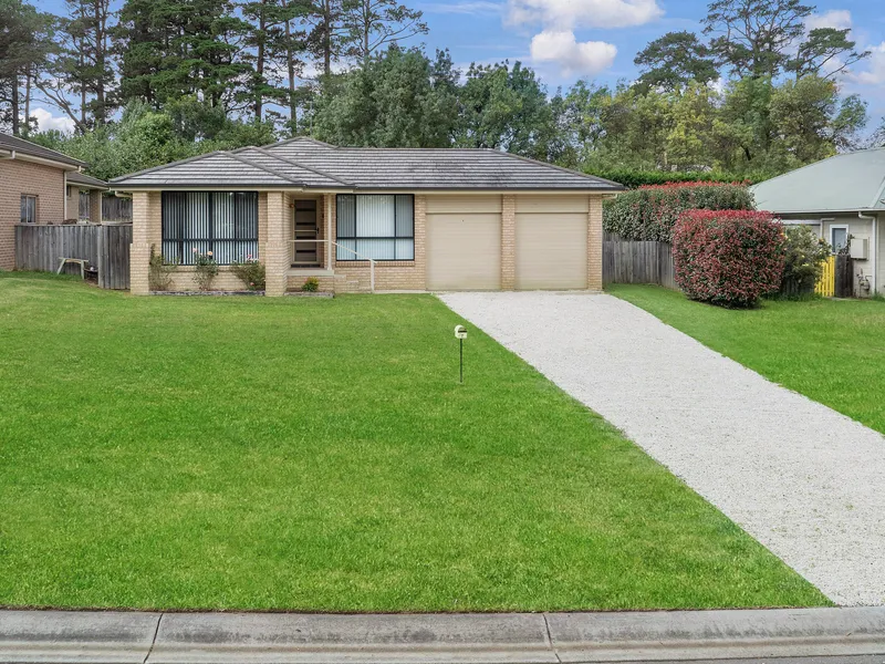 GREAT HOME/ ELEVATED LOCATION