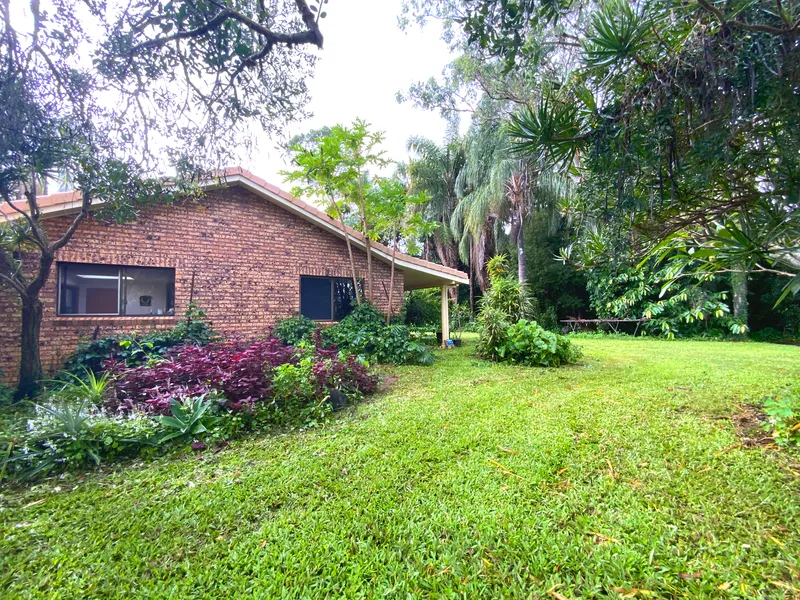 3 bedroom furnished house - Short Term Lease 