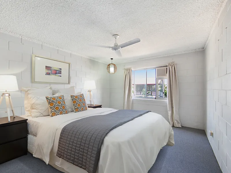 Delightful Unit offering a Carefree Lifestyle