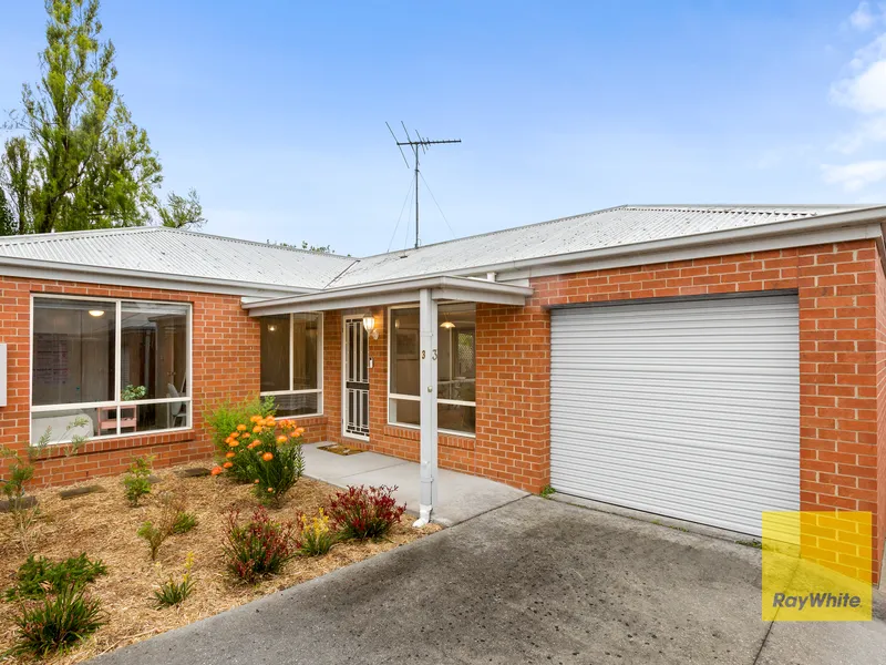 Elegant, Roomy, and Perfectly Positioned