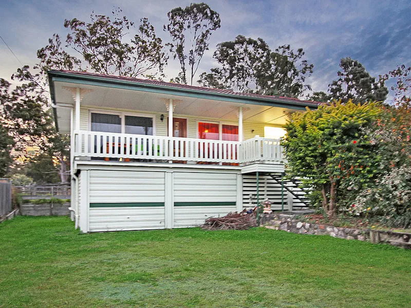 A+++ Investment with current tenants paying 360 per week till AUGUST 2021 