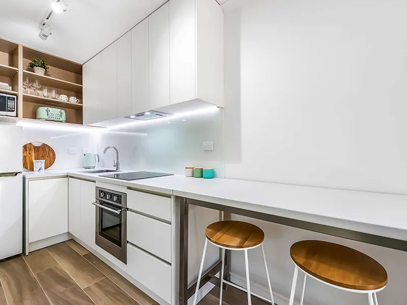 RENOVATED APARTMENT WITH GARDEN OUTLOOK