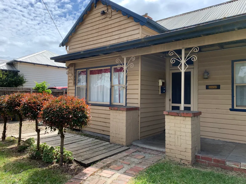 4 BEDROOMS CLOSE TO AMENITIES