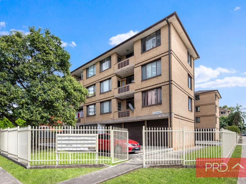 CONVENIENT LOCATION!!!