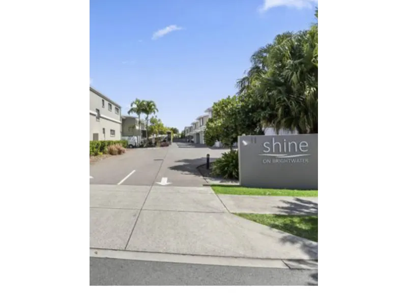 Modern 2 Bed 2 Living 2.5 Bths Furnished Townhouse Offers over $570K