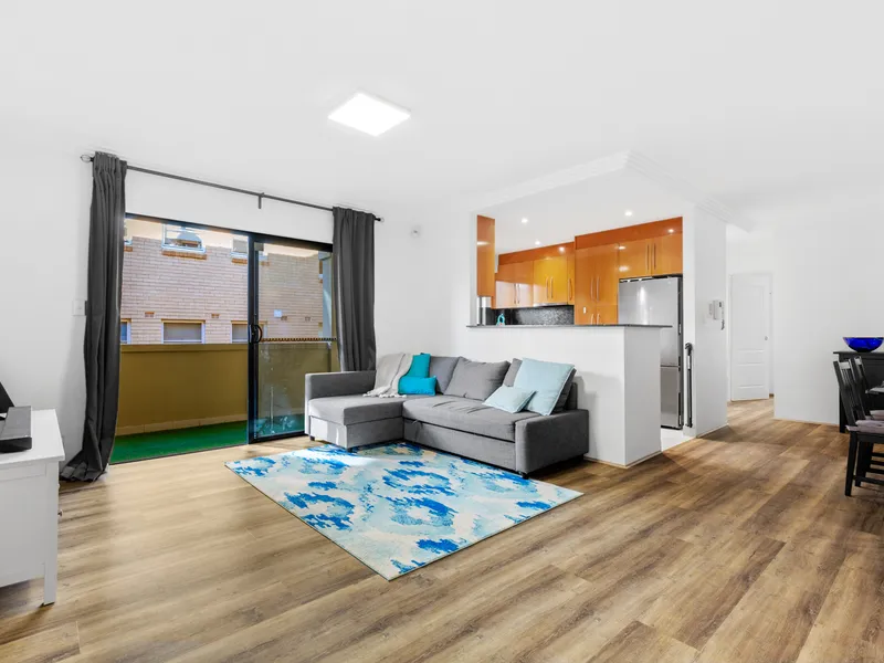 Modern and Stylish in the Heart of Rose Bay