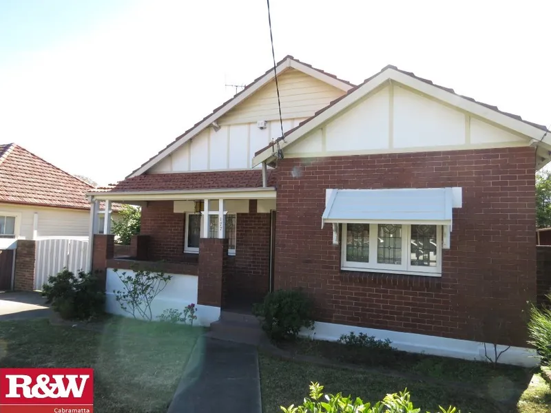 GOOD LOCATION!!  (AVAILABLE: NOW )