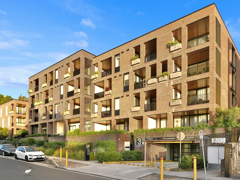 Designer 2 Bedroom Luxury Apartment in the Heart of Five Dock