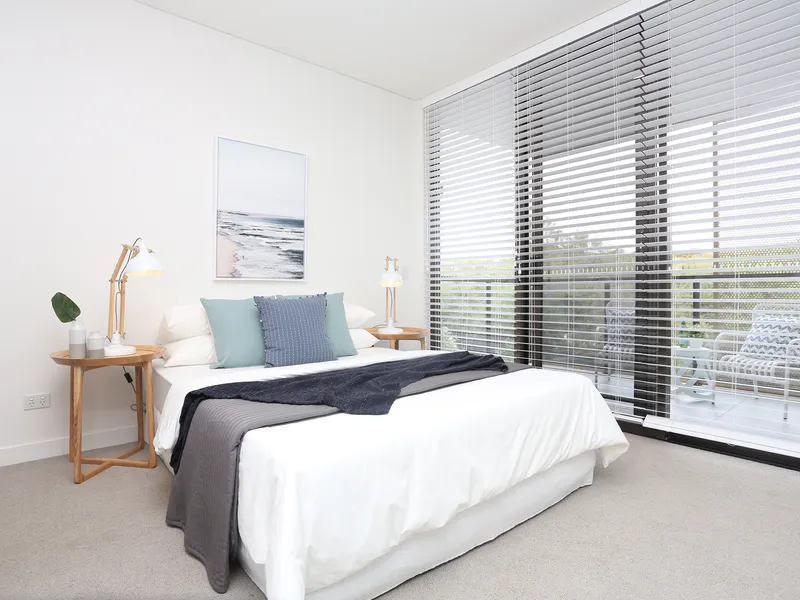 Designer Breeze Apartment Living Amongst Lush Greenery & Ocean Scenery