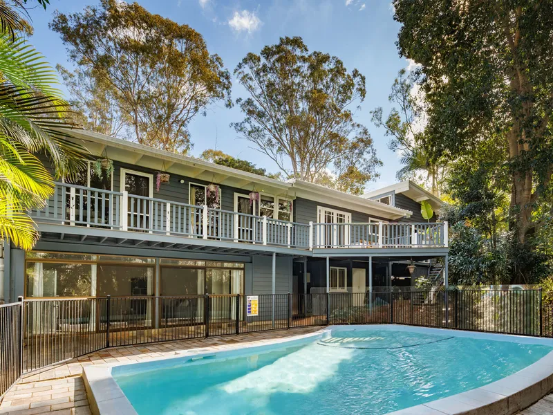 Family Hideaway With Self Contained Guest House