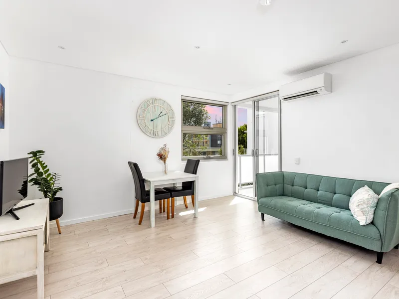 Contemporary Apartment 