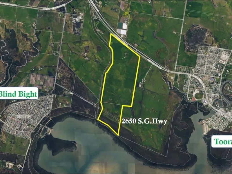 200 acres prime waterfront land
