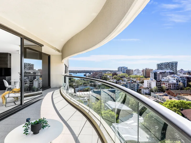 Luxury Apartment with a Sensational Panorama