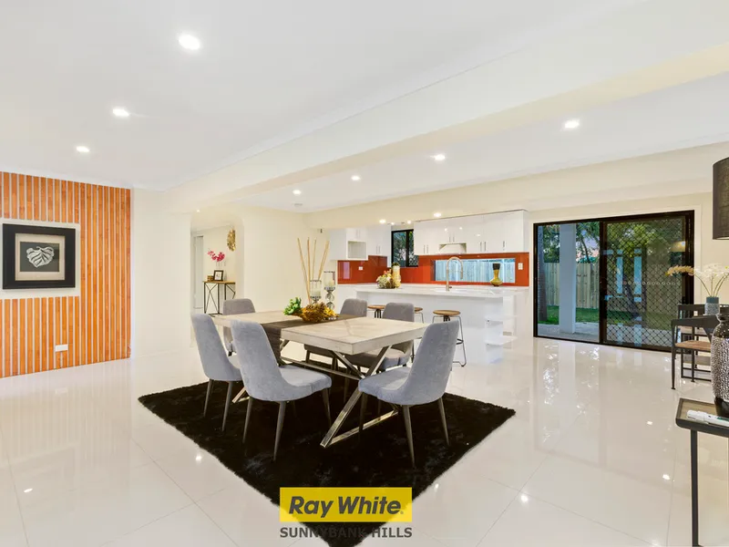 FULLY RENOVATED!!!  EXQUISITE FAMILY HOME IN SUNNYBANK HILLS SCHOOL CATCHMENT!