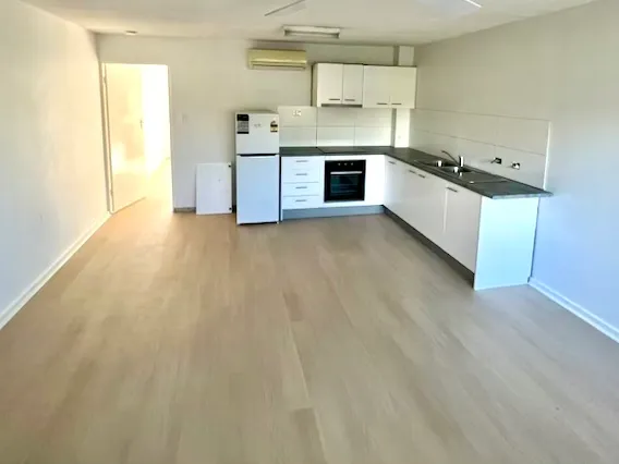 Newly Renovated One Bedroom Unit- Great Position!