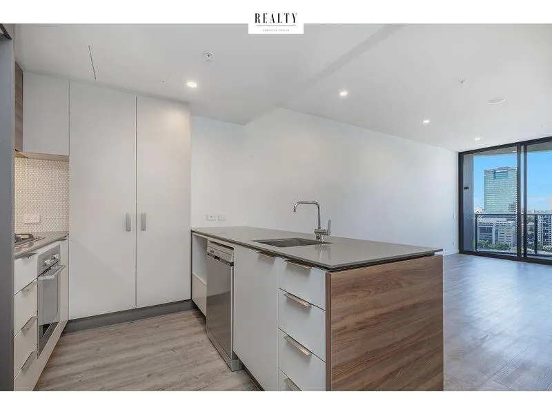 Beautiful City View 2 Bed 2 Bath Apartment in South Brisbane.