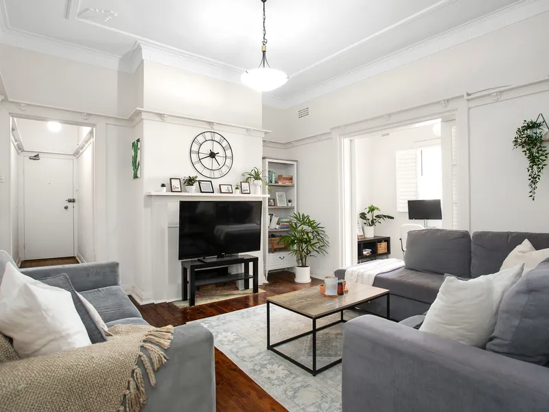 An Oversized Art Deco Sanctuary With A Study