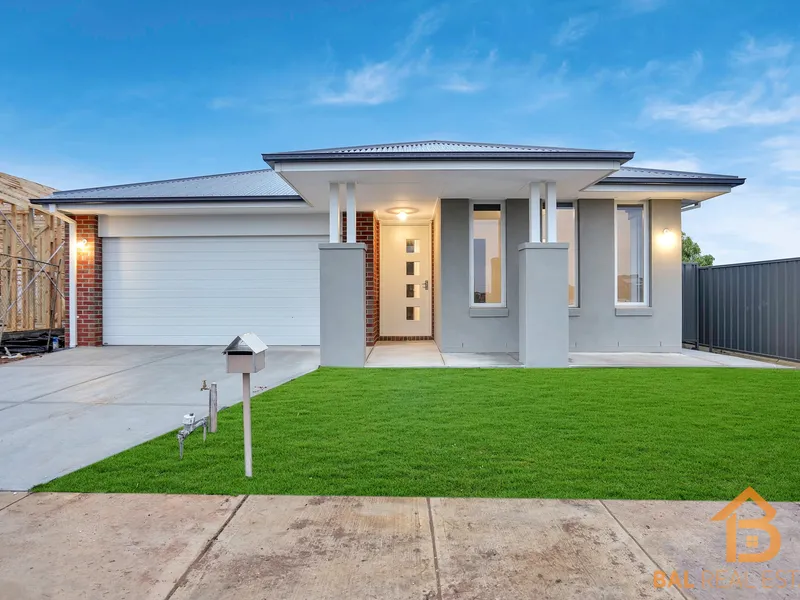 !! Stunning Brand New House for Rent in Weir Views!!