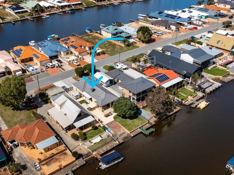 Nearly New Canal Home