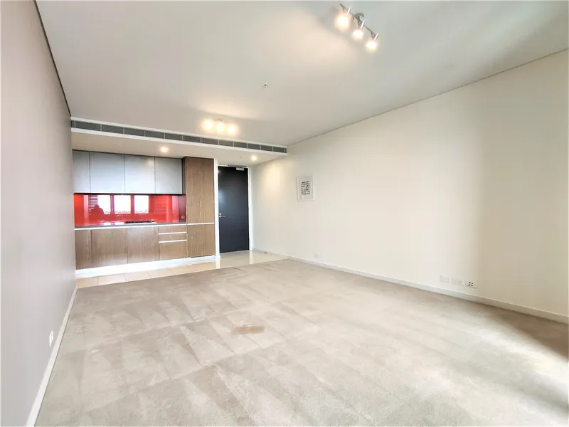 Spacious One + Study Apartment in 'Trio'