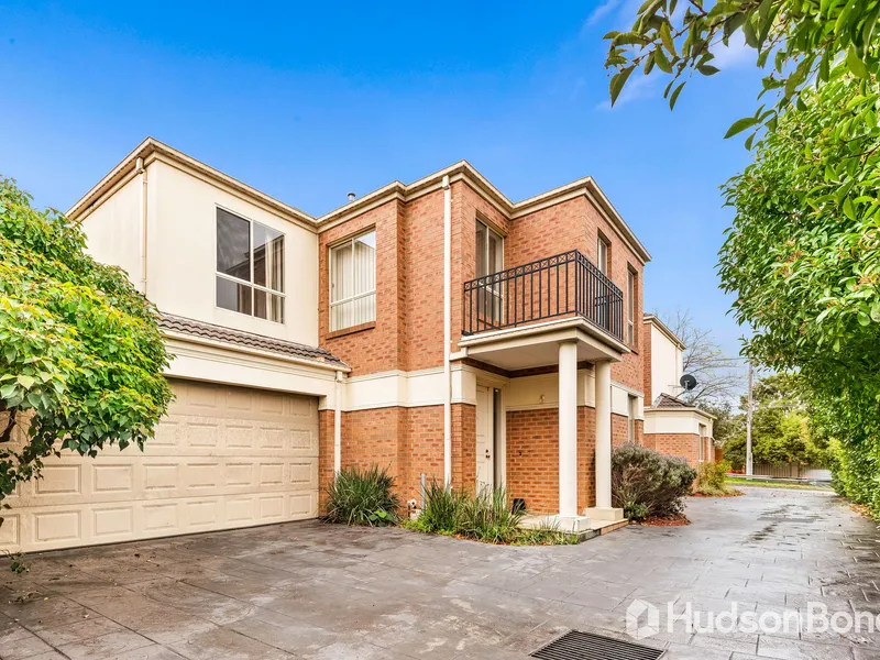Family sized townhouse in Doncaster! 