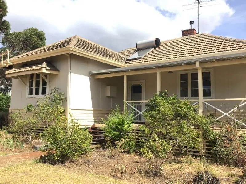 Character Country Home