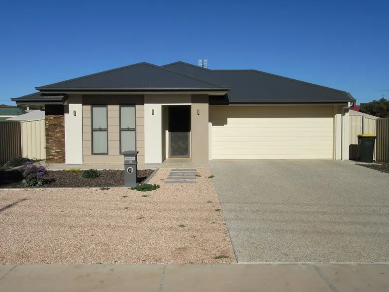 4 Bedroom Modern House