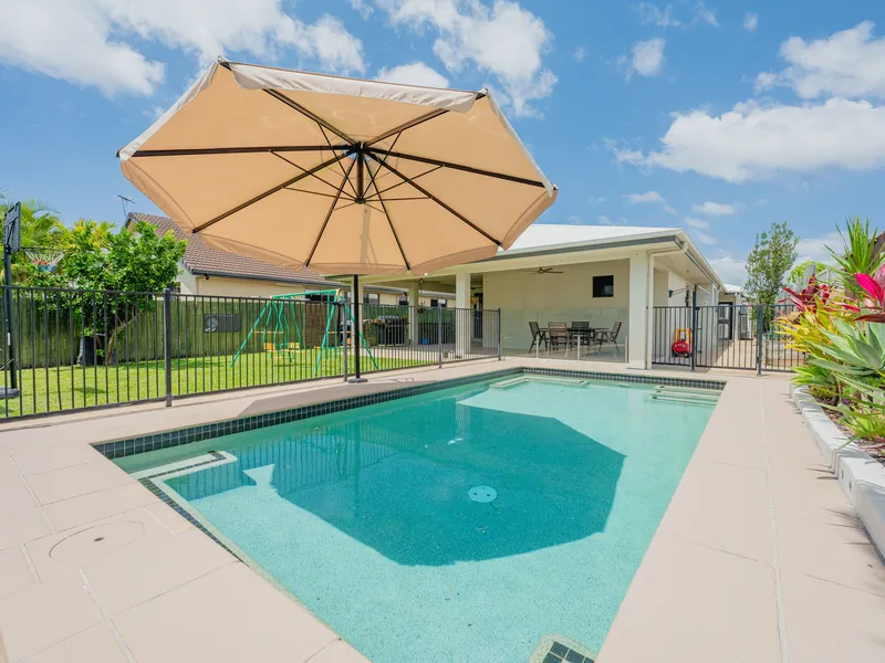 A golden opportunity for a home with a great rental return in a top location!