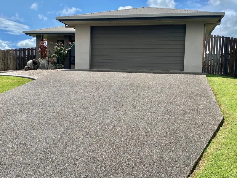WELL PRESENTED FAMILY HOME ON ELEVATED BLOCK IN MARIAN